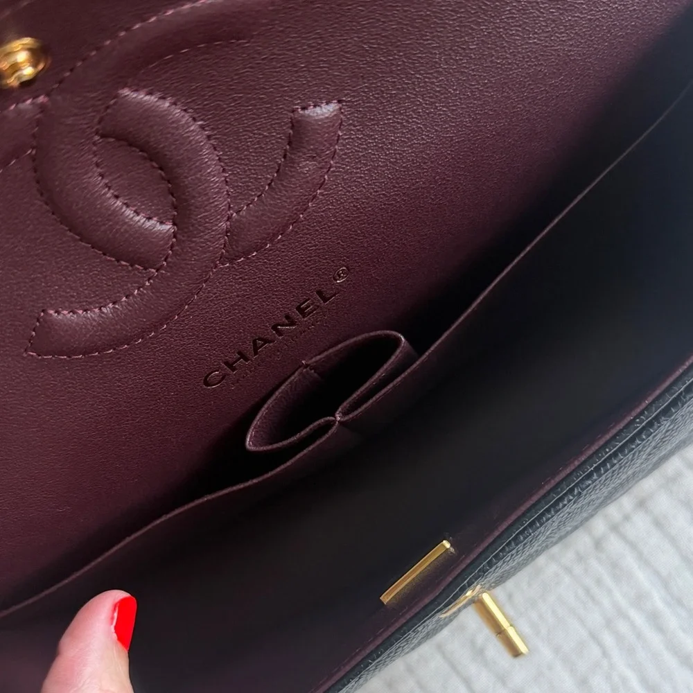 Chanel Classic Double Flap Medium Black Quilted Shoulder Bag with Gold Hardware - Picture 5 of 13